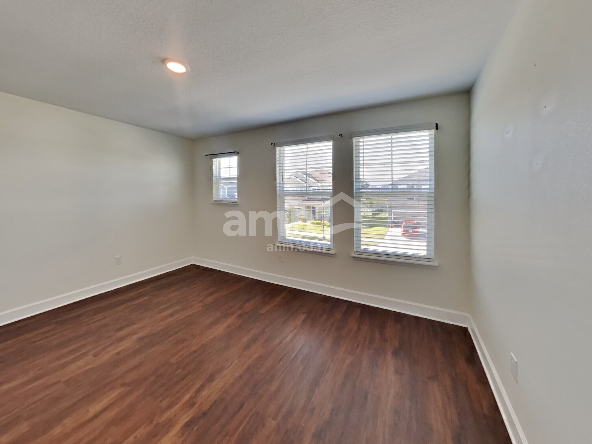 Building Photo - 33923 Night Lily Dr