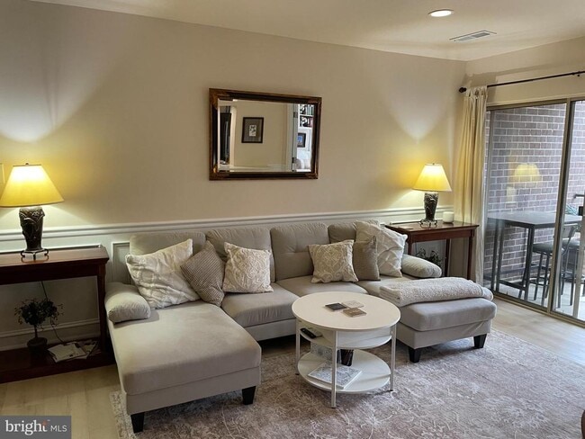 Building Photo - 8310 Tobin Rd