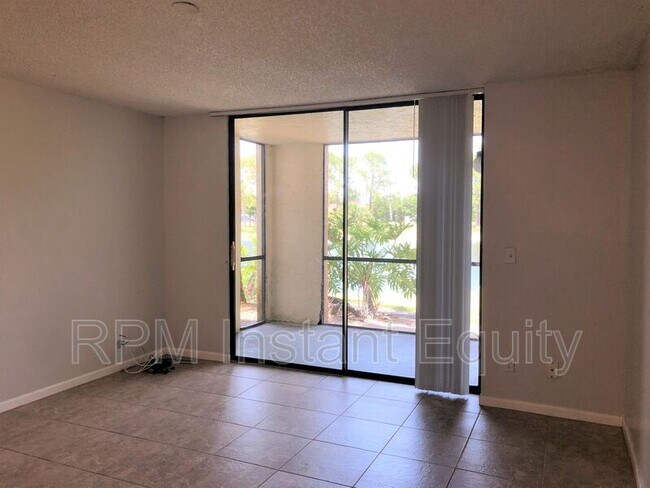 Building Photo - 13575 Eagle Ridge Dr