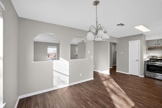 Building Photo - 1505 Timber St