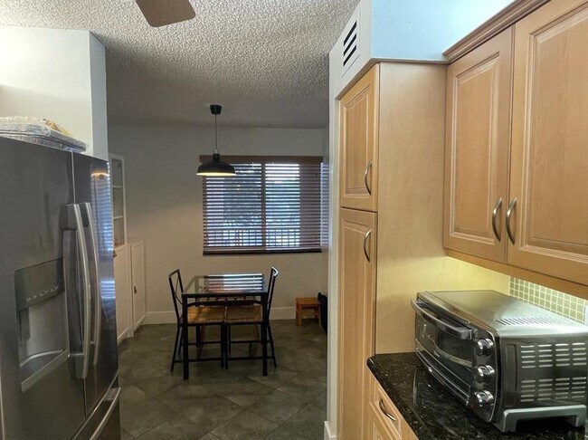 Building Photo - 7776 Trent Dr