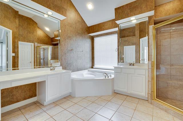 Building Photo - 4108 Marbella Dr