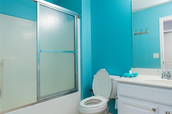 Building Photo - 2505 Arnold Mill Rd NW