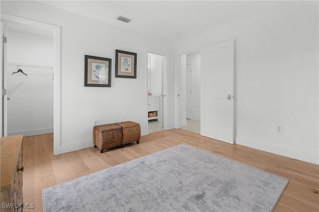Building Photo - 250 Lanchester Ct