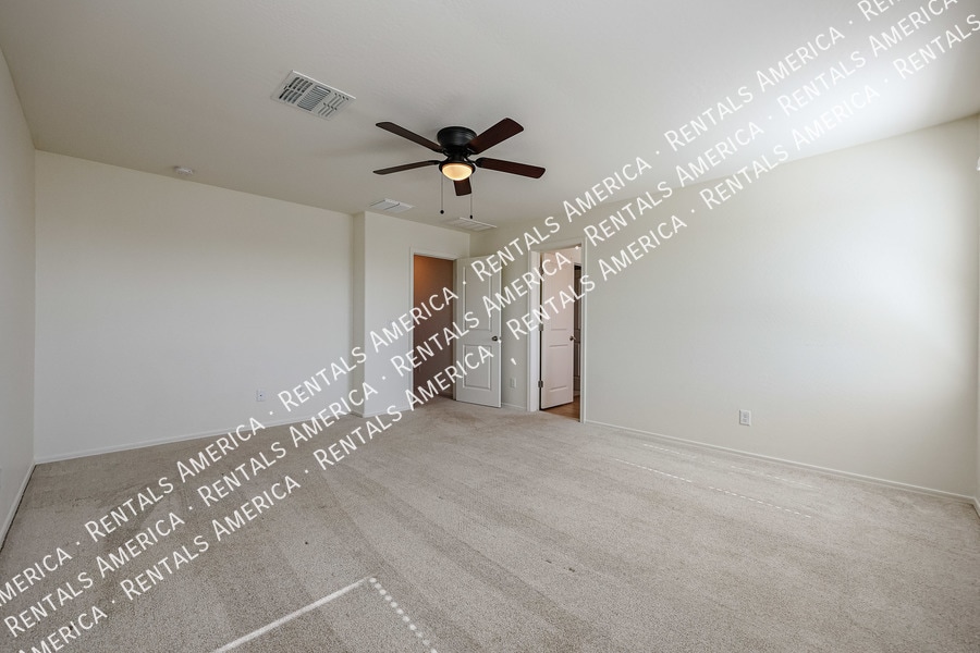 Building Photo - 7223 N 125th Dr