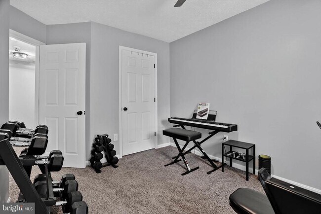 Building Photo - 8031 Brookstone Ct