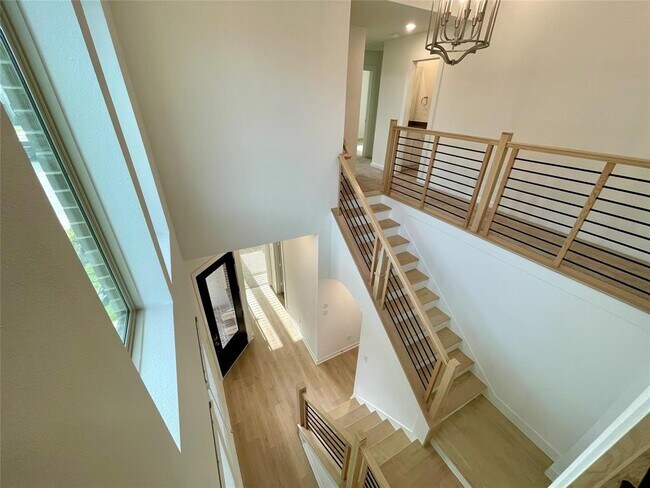 Building Photo - 16518 Amber Patina Ln
