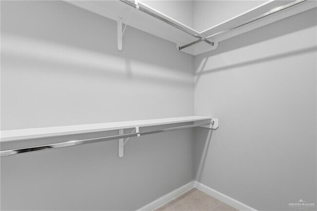 Building Photo - 14 Mockingbird Rd