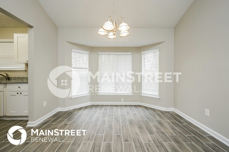 Building Photo - 5450 Forest Downs Cir