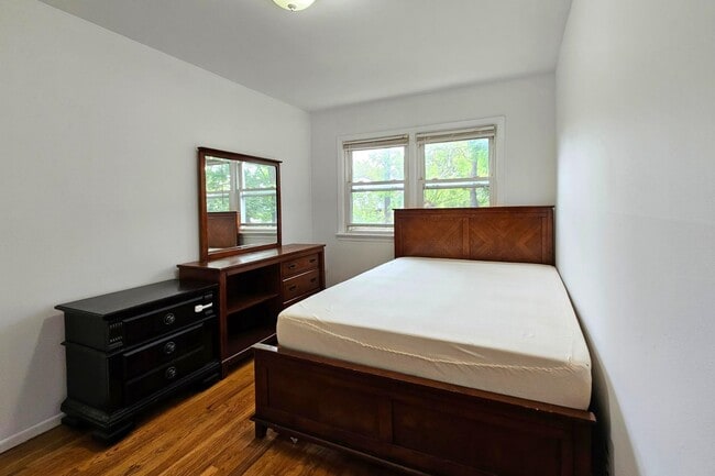 Building Photo - 41 ALAN Ter