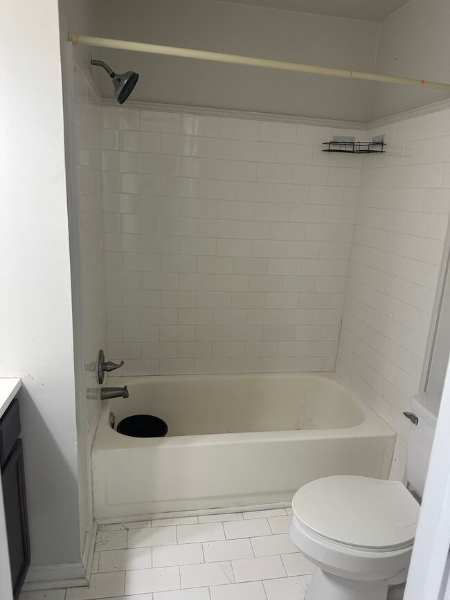 Building Photo - 6913 Woodstream Ln