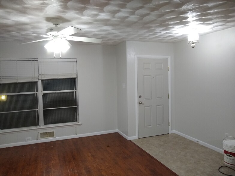 Building Photo - 2632 Meandering Way