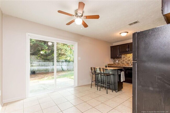 Building Photo - 6449 Rutherglen Dr
