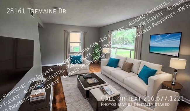 Building Photo - 28161 Tremaine Dr