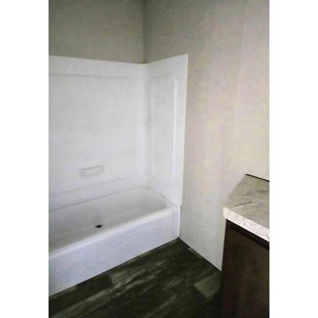 Building Photo - 1707 Tarte St