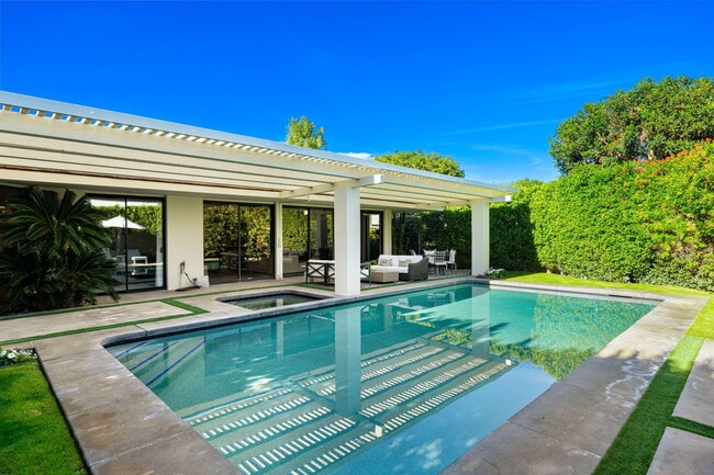 Building Photo - 6 Exeter Ct