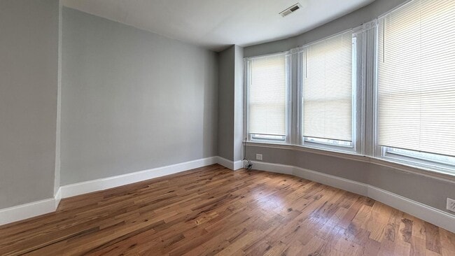 Building Photo - 5222 W Girard Ave
