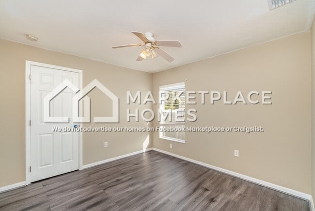 Building Photo - 4213 Garden Blvd