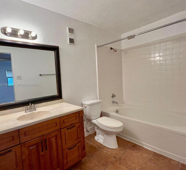 Building Photo - 15067 SW 103rd Ter