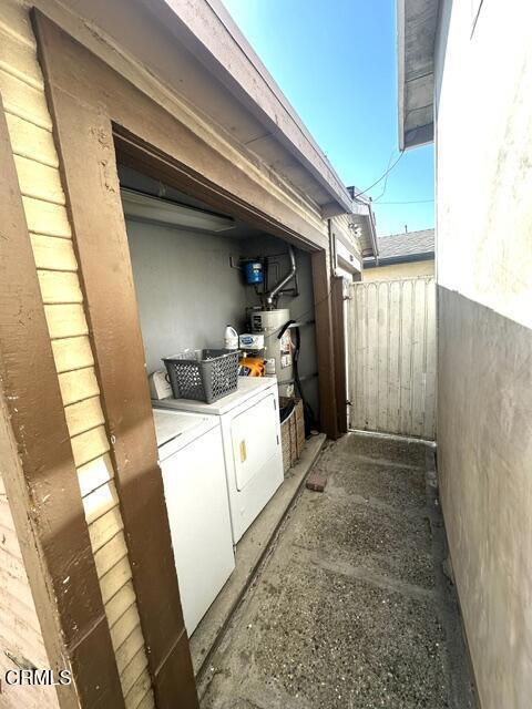 Building Photo - 436 S Seaward Ave