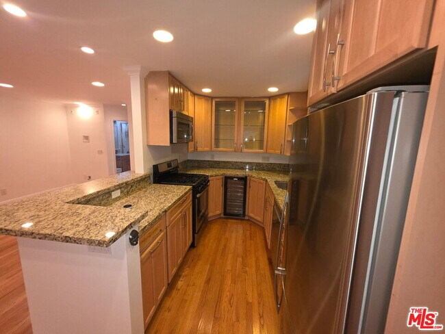 Building Photo - 309 Broadway St