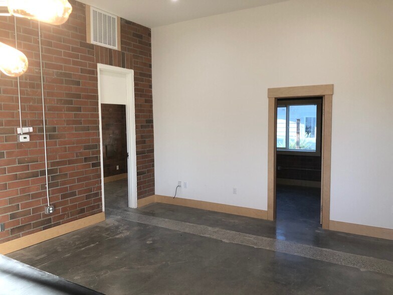 living space - 330 S Cherry St