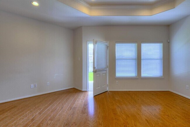 Building Photo - 4711 Bellows View Dr