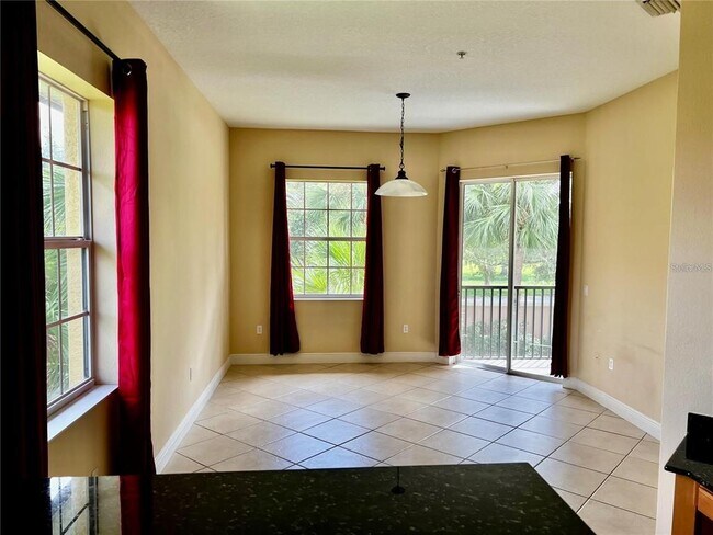 Building Photo - 8153 Miramar Way
