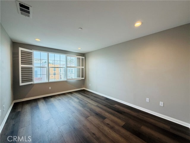 Building Photo - 160 E Commercial St