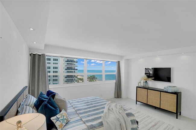 Building Photo - 3430 Galt Ocean Dr