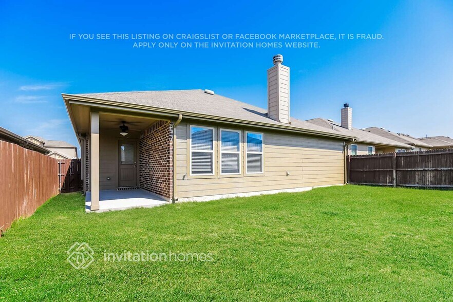 Building Photo - 14320 Broomstick Rd