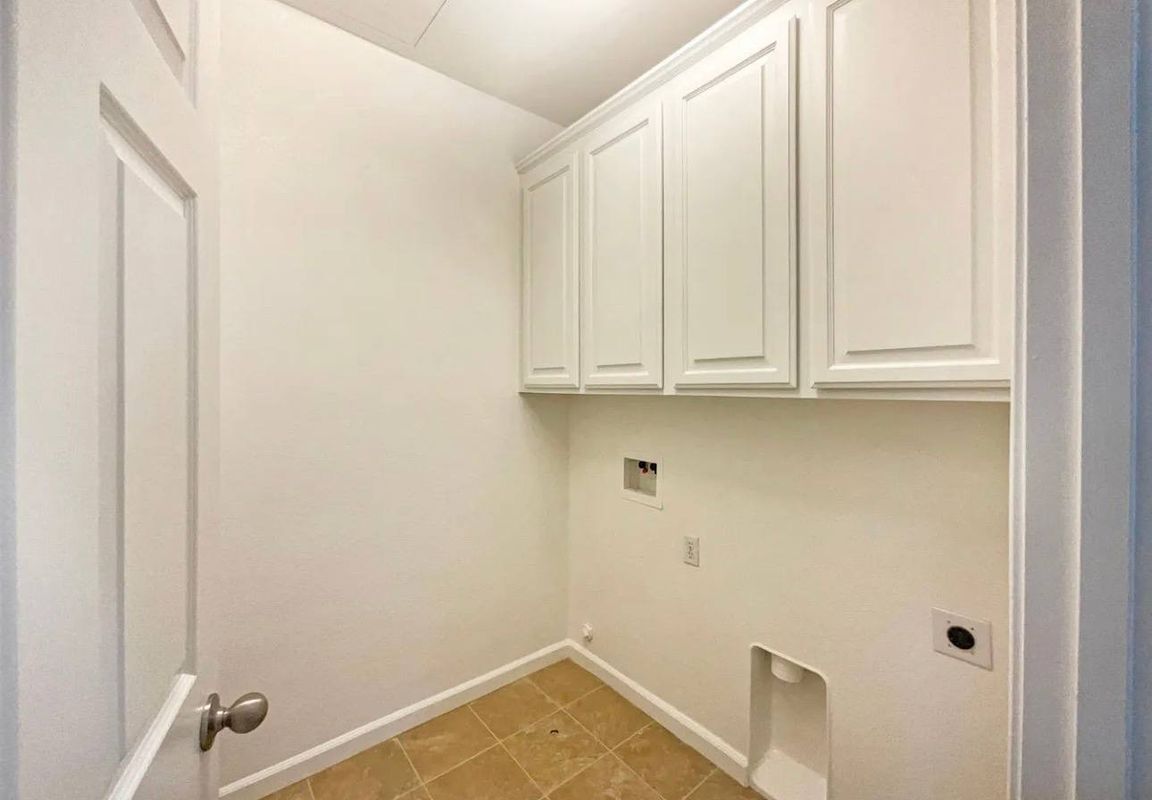 Building Photo - 3039 Torland St