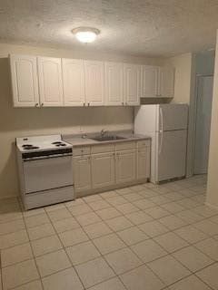 Building Photo - 612 NE 29th Dr