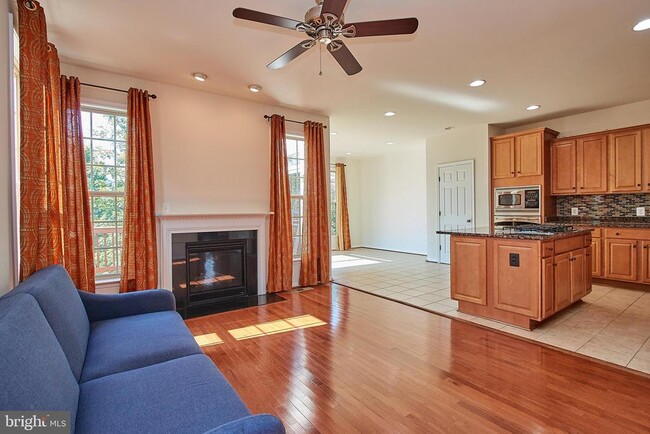 Building Photo - 42649 Macauley Place