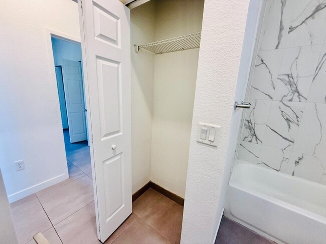 Building Photo - 1295 W 69th St