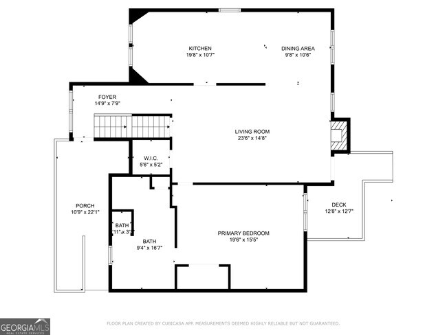 Building Photo - 639 Lakeshore Dr NW