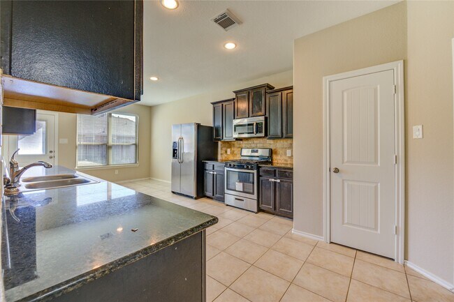 Building Photo - 3634 Goldleaf Trail Dr