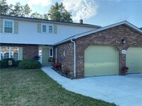 Building Photo - 3012 Forest Ln