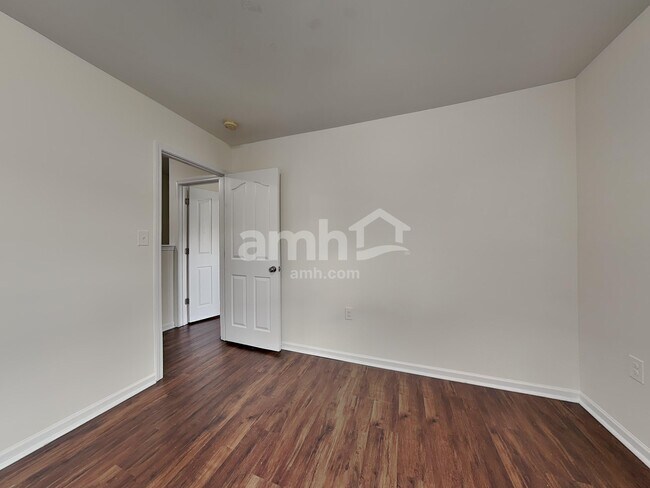 Building Photo - 12814 Settlers Trail Ct