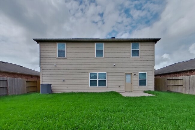 Building Photo - 916 American Monarch Dr