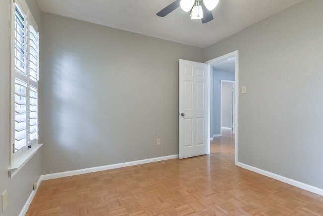 Building Photo - 1222 Mabry Mill Rd