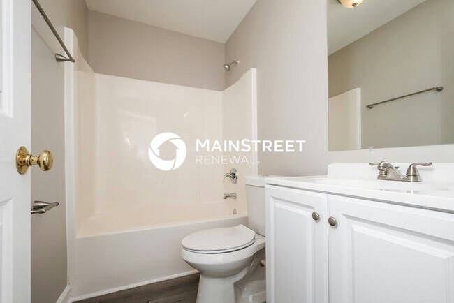 Building Photo - 3 Bedroom Pet-Friendly Home in Winston-Salem, NC with Main Street Renewal