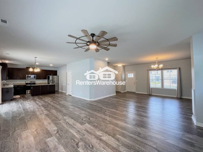 Building Photo - 155 American Wy