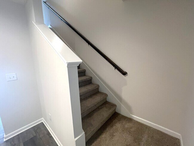 Building Photo - 1128 Tradition Trl