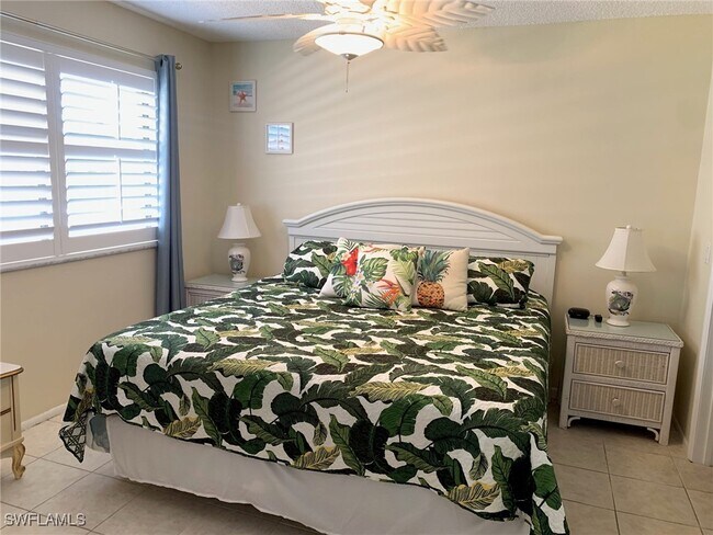 Building Photo - 7410 Lake Breeze Dr