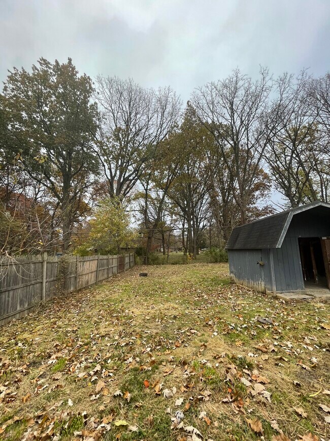 Building Photo - 311 Burke Ave