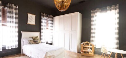 Building Photo - 3 Bedroom/2.5 Bath home