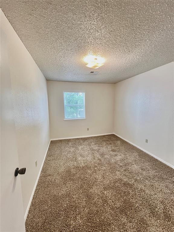 Building Photo - 1712 Jennifer Cir