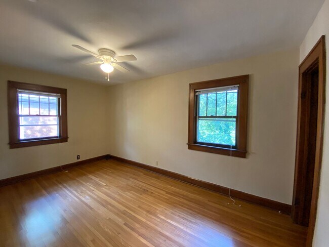 Building Photo - Available August 11th, 2026!