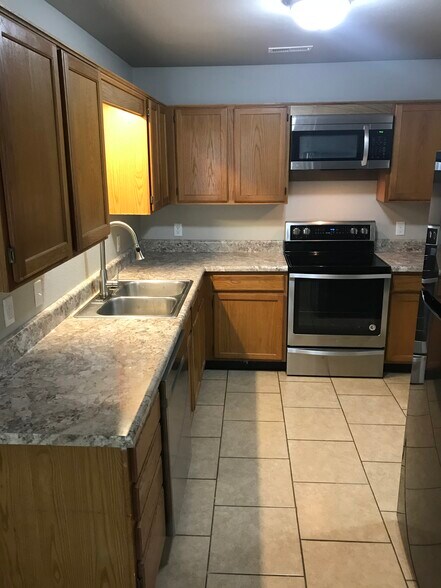 Kitchen - 1382 N Dawn Dr